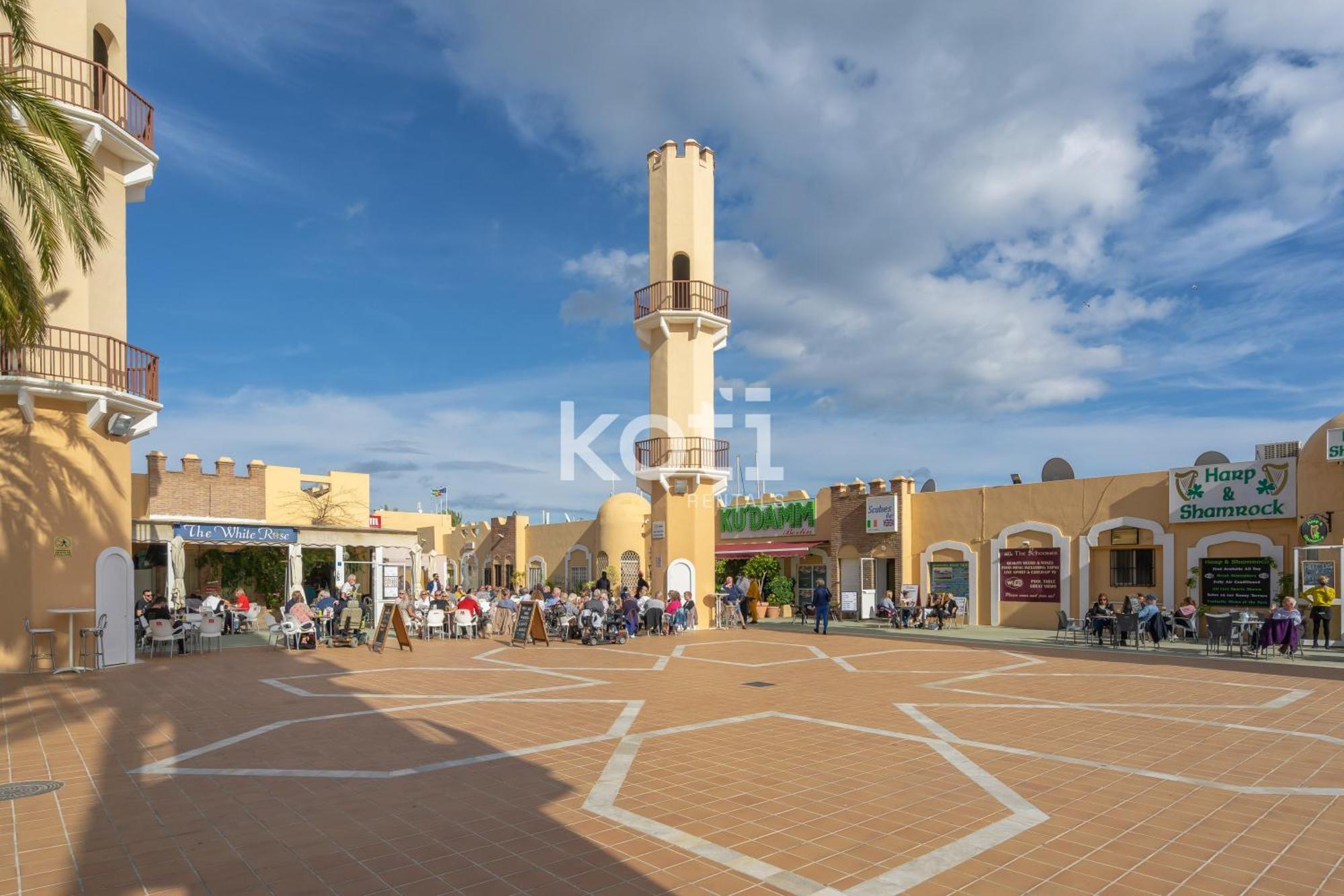 פואנגירולה Apartamento Plaza Espana מראה חיצוני תמונה
