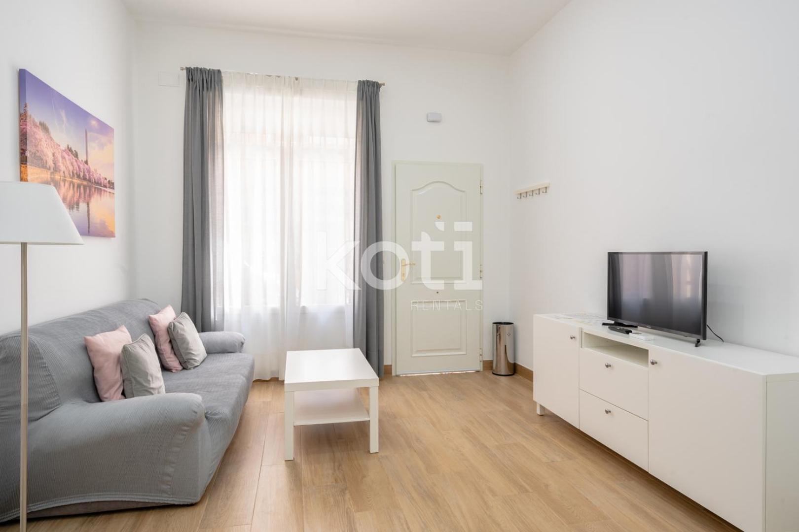 פואנגירולה Apartamento Plaza Espana מראה חיצוני תמונה