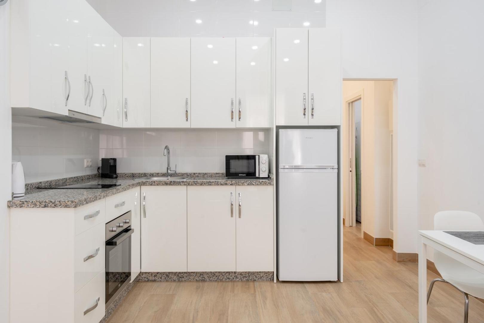 פואנגירולה Apartamento Plaza Espana מראה חיצוני תמונה