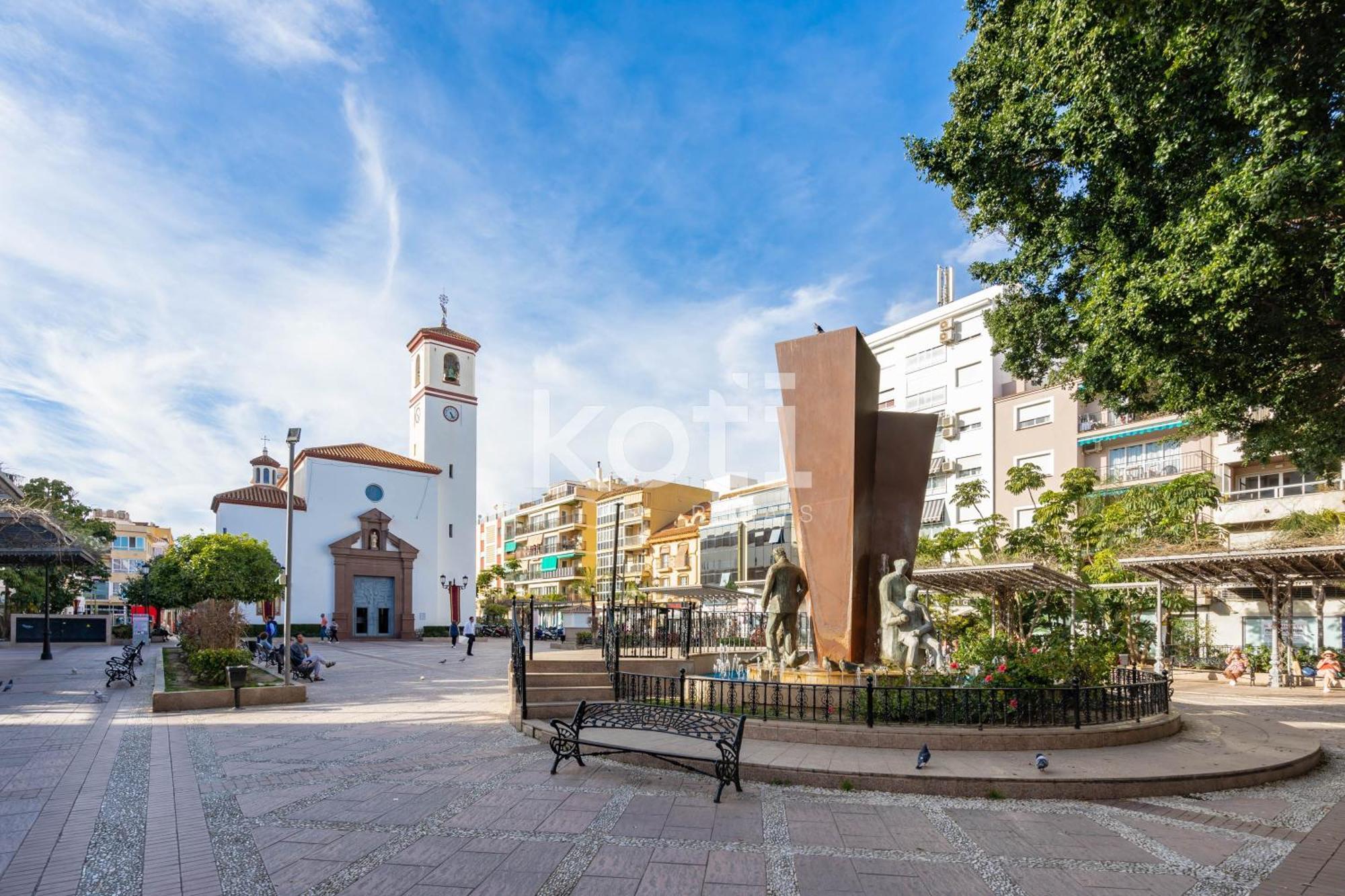פואנגירולה Apartamento Plaza Espana מראה חיצוני תמונה